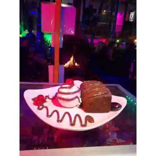 Brownie con Helado