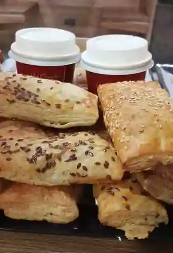 Pasteles más Cappuccino