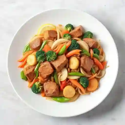 Chop suey con lomito de res - familiar