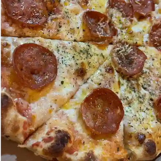 Pizza pepperoni