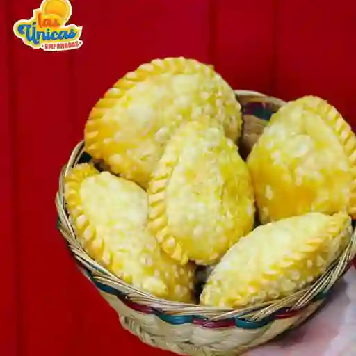 Empanada pollo y queso