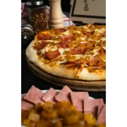 Pizza Hawaiana