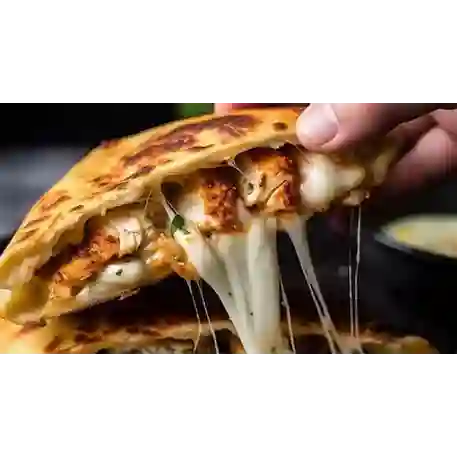 Quesadilla Tres Carnes