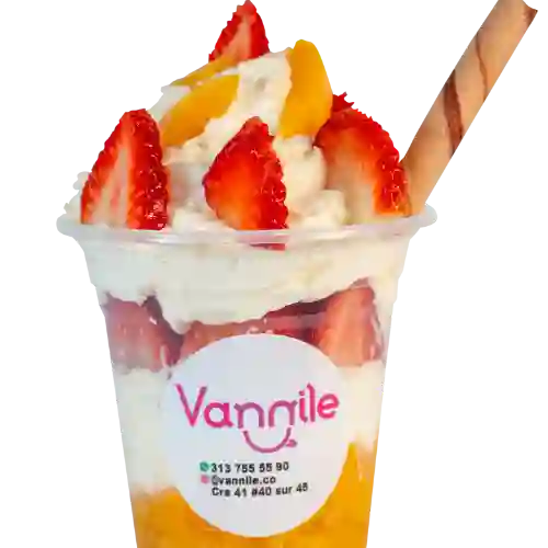Fresas/duraznos/mixto con Crema