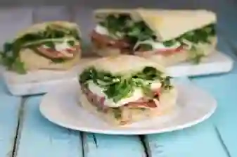 Sandwich Italian Pesto + Gaseosa