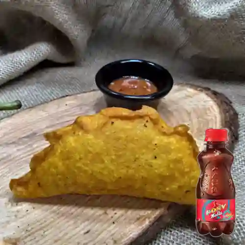 Combo Empanda de Papa y Carne + Pony Malta Mini