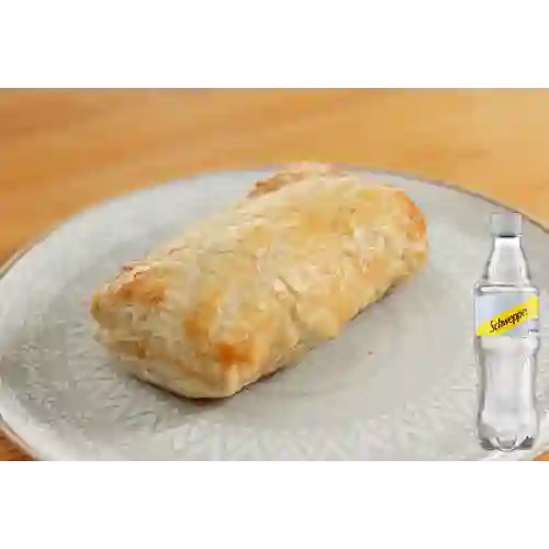Combo Pastelito de Pollo + Schweppes Soda 400ml