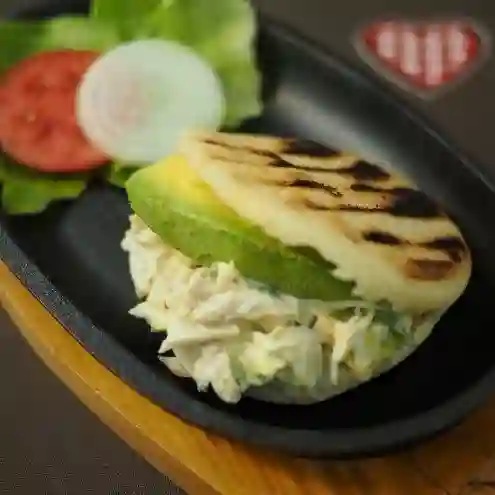 Arepa Reina Pepiada