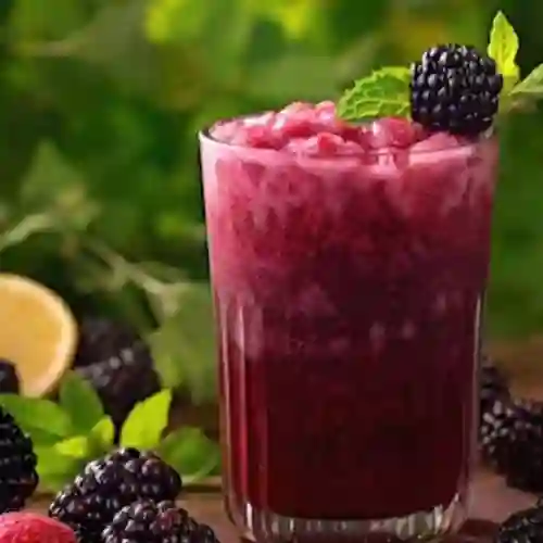 Jugo Mora en Agua