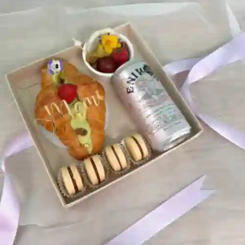 Aura de Mamá