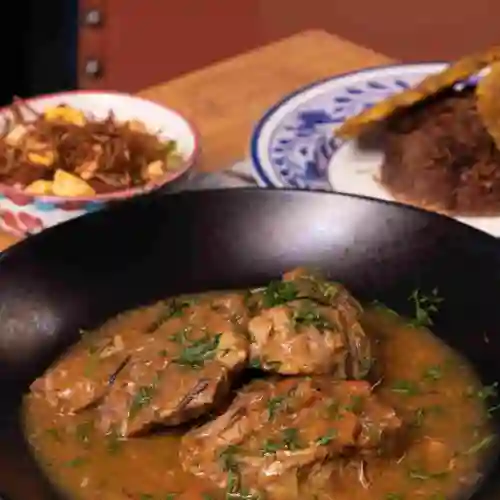 Morrillo en Su Salsa