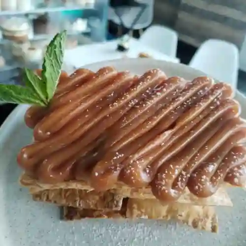 Milhoja Crema y Arequipe