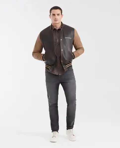Jean Straight Fit Gris Grafito Ultraoscuro Talla 32/32 Chevignon