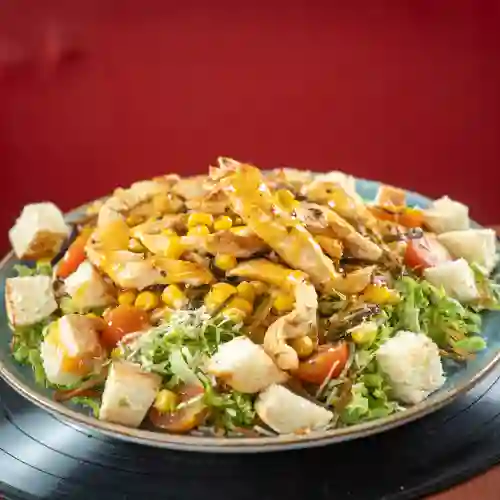 Rock Salad: Ensalada de Pollo en Juliana