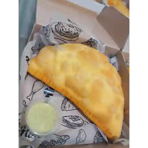 Empanada Chilena de Pizza