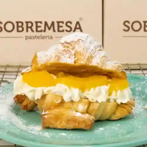 Croissant Frutos Amarillos