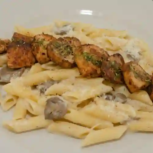 Pollo con Pasta Alfredo