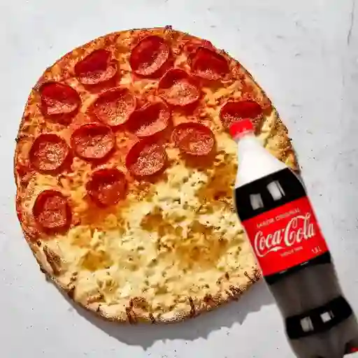 Pizza por mitades + coca-cola