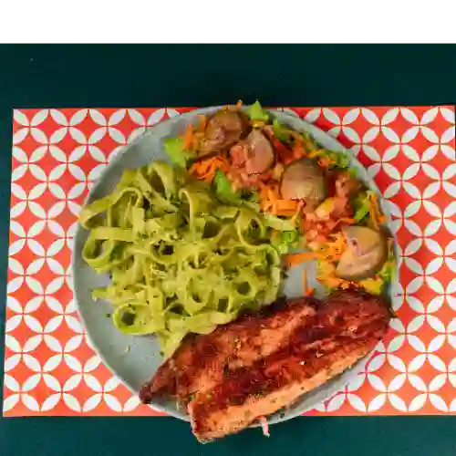 Trucha Ahumada con Fetuchini Pesto