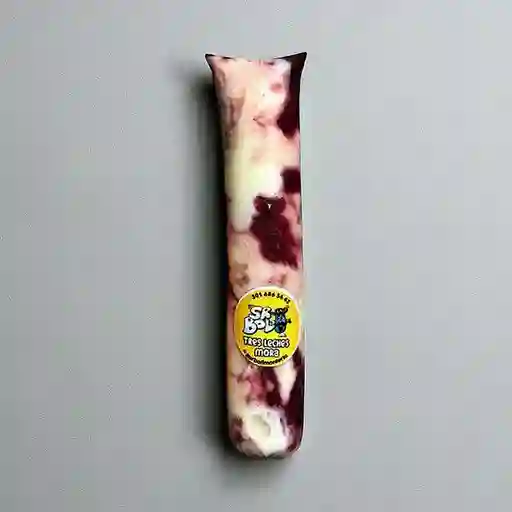 Boli Tres Leches Mora
