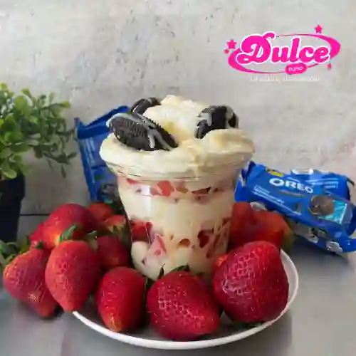 Fresas con Crema 10 Onzas