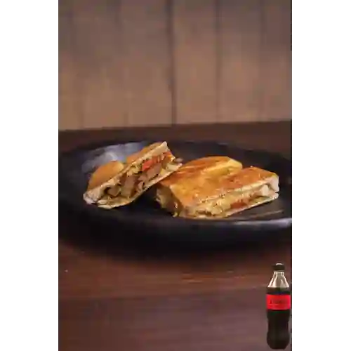 Combo Planchiperro de Pollo&Lomo Fino +Cocacola Zero