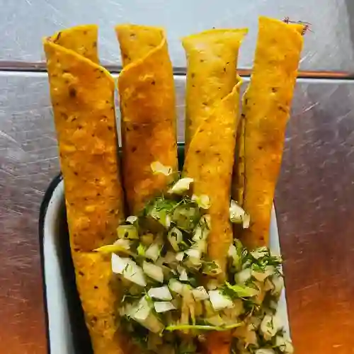 Flautas de Papa y Queso