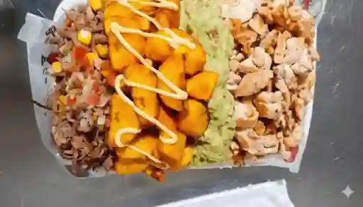 Salchipapa Doble Carne Maduro