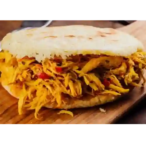 Combo Arepa Rellena Pollo