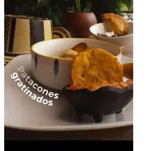 Patacones Gratinados