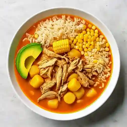 Ajiaco con pollo desmechado