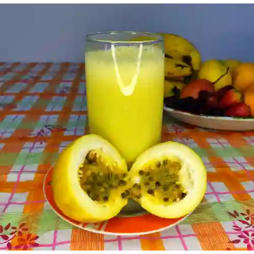 Jugo de Maracuyá con Leche