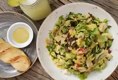 Bowl de Vegetales con Pollo O Jamón