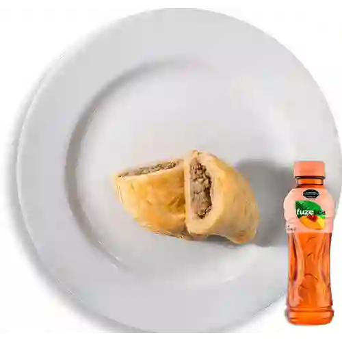 Combo Pastel de Carne + Fuze Tea Durazno 400ML