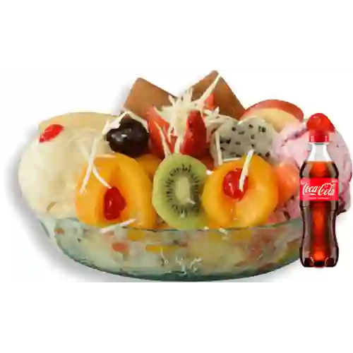 Combo Ensalada Tropical + Coca Cola Original 400 ml