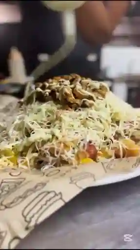 Salchipapa Ranchera