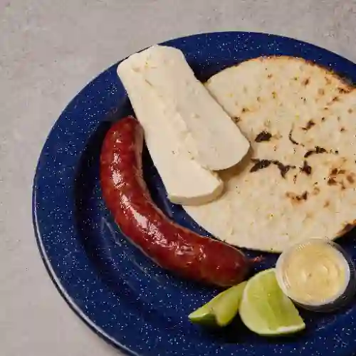 Chorizo con Arepa