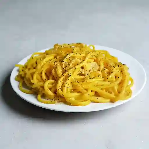 Espagueti Cuatro Quesos