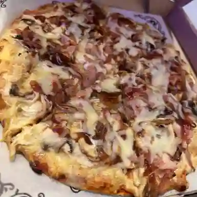 Pizza Tocineta Bbq Grande