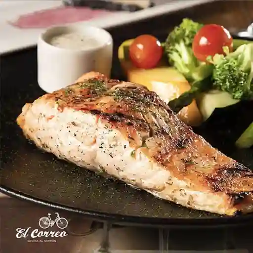 Salmón a la Parilla