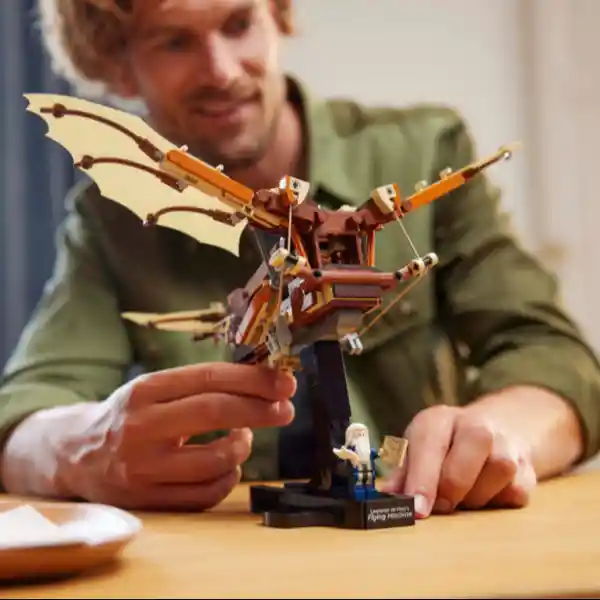 Set Construcción Máquina Voladora de Leonardo da Vinci Lego