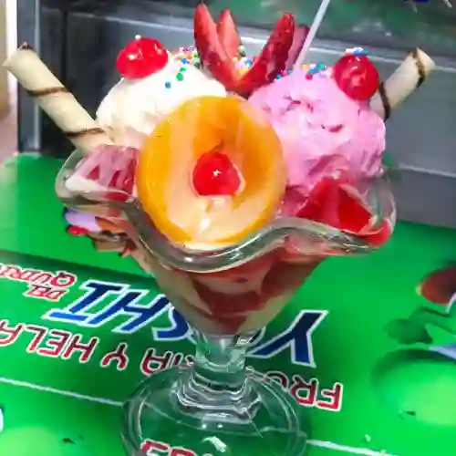 Gelatina con Crema y Helado