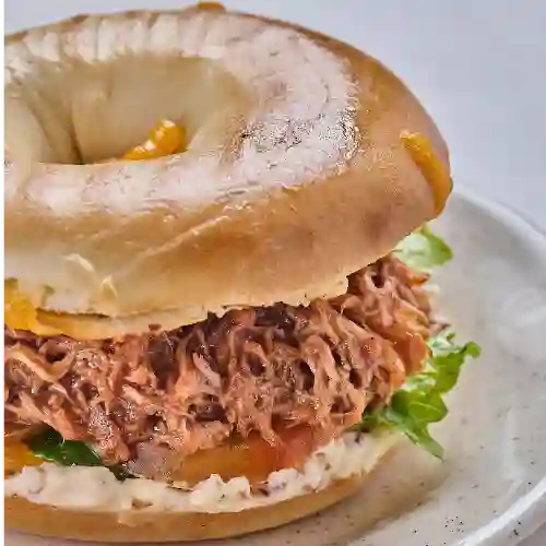 Bagels Pulled Pork Cheddar
