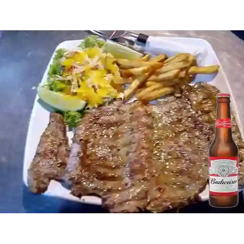 Combo Filete Res Cerdo O Pollo 300G + Budweiser 330 ml