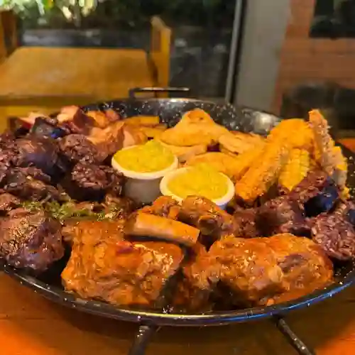 Picada para Cuatro Personas