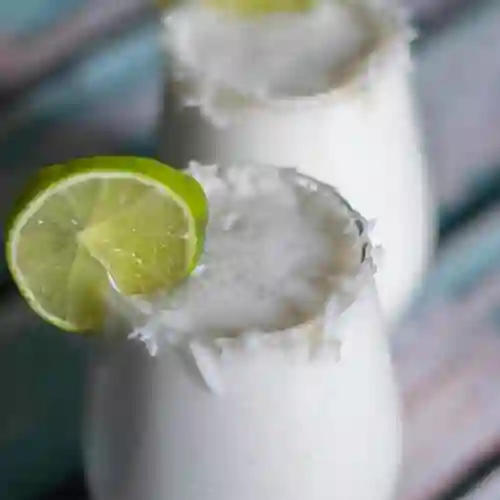 Limonada de Coco 16Oz
