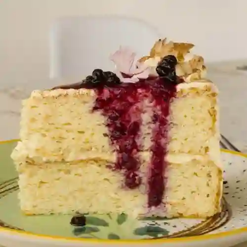 Porción Keto de Vainilla y Frutos Rojos