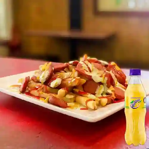 Combo Salchipapa de Pollo + Quatro Original 400ML