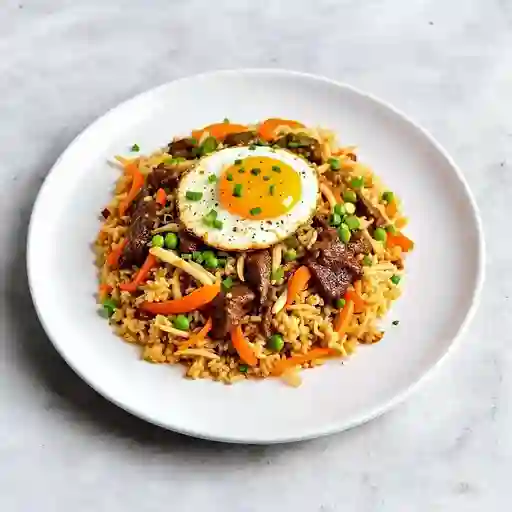 Arroz tepanyaki con carne de res teriyak