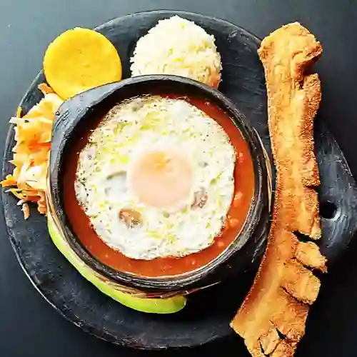 Cazuela Montañera de Frijol